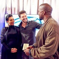 Kanye West giành vé vàng American Idol mùa cuối