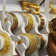 Giá vàng giảm mạnh