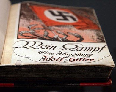 Tự truyện của Hitler được phát hành tại Đức sau hơn 70 năm