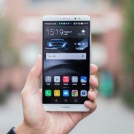 Huawei Mate 8 ra mắt với màn hình 6 inch, pin 4.000 mAh