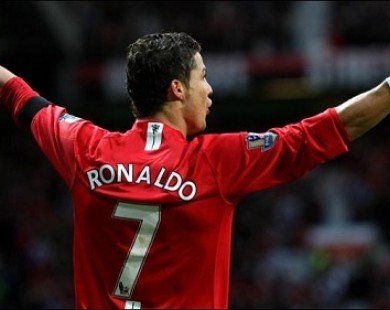 C.Ronaldo tiết lộ lý do khoác áo số 7 tại Man Utd