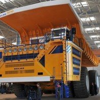 Chạy thử nghiệm xe trọng tải 90 tấn động cơ điện tại mỏ than