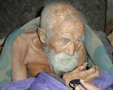 Cụ ông 180 tuổi ở Ấn Độ: 'Có lẽ Thần Chết đã quên tôi rồi'