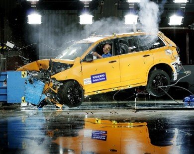 Volvo XC90 thế hệ mới, có thực sự an toàn?