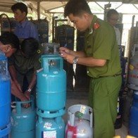 Gas giả: Cuộc chiến luẩn quẩn