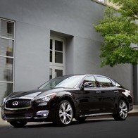 Infiniti Q70 2016 công bố giá bán
