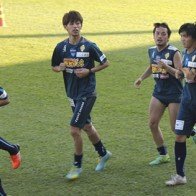 Trưởng đoàn Yokohama úp mở khả năng ra sân của Tuấn Anh