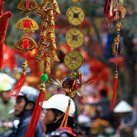 Đồ trang trí Tết: Hàng Trung Quốc chiếm lĩnh
