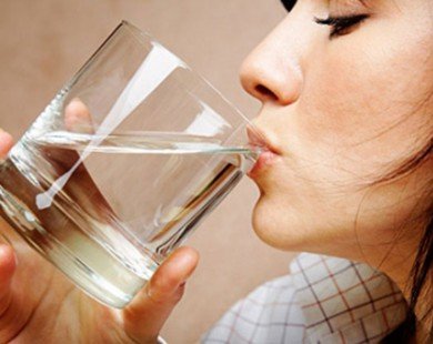 5 loại nước giúp giảm cân hiệu quả sau Tết