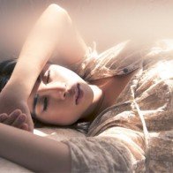 Vì đâu các chuyên gia sức khỏe khuyên bạn nên thả rông khi ở nhà?