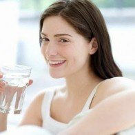 Những cách giúp giảm đau họng nhanh nhất mà không cần dùng thuốc