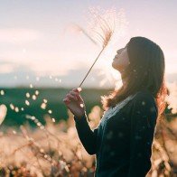 Soi top 5 cung Hoàng đạo nữ thường kết hôn muộn