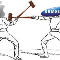 Samsung "đòi" thành công 120 triệu USD từ Apple