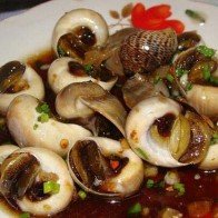 Tự làm ốc xào bơ tỏi ngon miễn chê