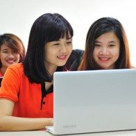Gần 100 học sinh Hà Nội tranh tài hùng biện tiếng Anh
