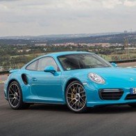 Porsche 911 Turbo S 2016 có giá 14,5 tỷ Đồng tại Việt Nam