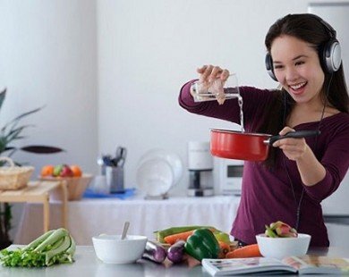Chảo Liven Hàn Quốc dụng cụ nhà bếp tuyệt vời cho các bà nội trợ