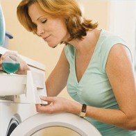 Bí quyết giặt và phơi quần áo nhanh khô khi trời nồm ẩm