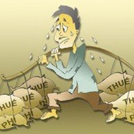 Ngân sách không đủ tiêu: Tăng thuế phí trong nước