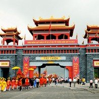 Nhiều hoạt động phong phú diễn ra tại Lễ hội Tây Thiên 2016