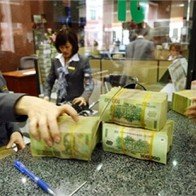 10 năm vay nợ lãi, lấy tiền gửi ngân hàng: Giàu to