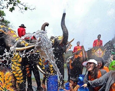 Songkran - Tết té nước mừng năm mới của Thái Lan