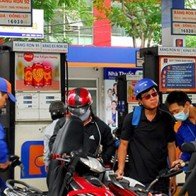 Xem xét tăng thuế môi trường với xăng lên 4.000 ​đồng/lít