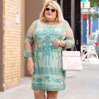 Gợi ý chọn màu sắc, họa tiết trang phục phù hợp cho nàng mũm mĩm