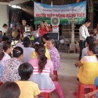 Đưa… hàng dỏm về nông thôn