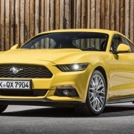 Muốn mua "ngựa hoang" Ford Mustang thì phải chờ nửa năm