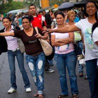 Người Venezuela được nghỉ làm thứ Sáu để... tiết kiệm điện