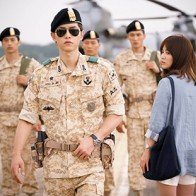 'Hậu duệ mặt trời': Siêu phẩm xuất khẩu của Hàn Quốc