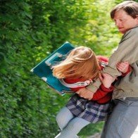 3 kỹ năng mọi đứa trẻ cần phải học để thoát thân khi bị bắt cóc