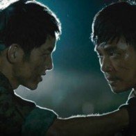 'Hậu duệ mặt trời' bị cắt bớt khi chiếu tại Việt Nam