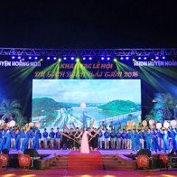Khai hội du lịch biển Hải Tiến 2016