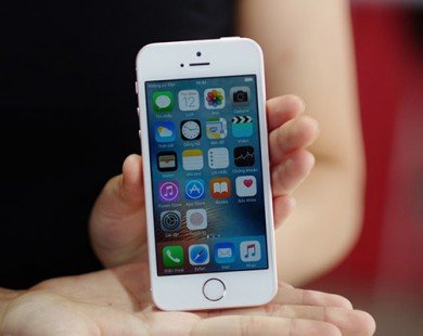 iPhone SE chính hãng ế ẩm trong ngày đầu lên kệ tại VN