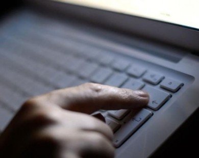 Học sinh 16 tuổi đánh sập 444 website tại Nhật Bản