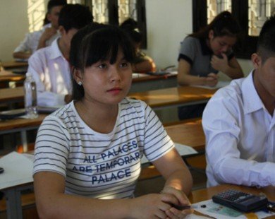 Thi tốt nghiệp THPT Quốc gia: Thí sinh Hà Nội nộp lệ phí ở đâu?
