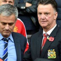 Van Gaal chính thức bị sa thải, "duyên trời" đã định với Mourinho