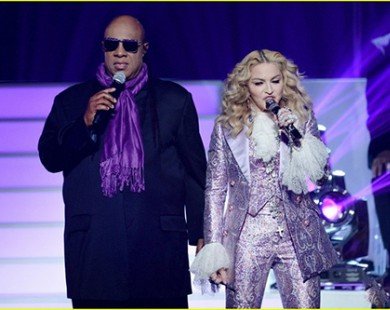 Madonna gạt bỏ chỉ trích màn trình diễn tôn vinh Prince
