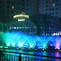 Khám phá thủy cung kì vĩ giữa lòng Hà Nội