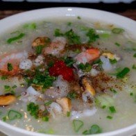 Cách nấu cháo tôm nấm rơm cực ngon chồng con gật đầu lia lịa