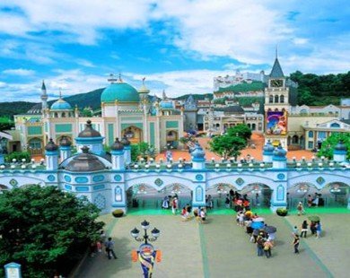 Hà Nội sẽ xây công viên đẹp như Disneyland nổi tiếng thế giới gần cầu Nhật Tân