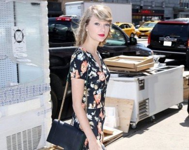 10 bài học thời trang tạo nên phong cách Taylor Swift