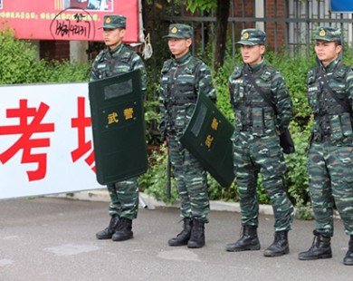 Thí sinh Trung Quốc gian lận thi cử có thể ngồi tù 7 năm