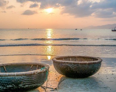 Biển Nha Trang đẹp diệu kỳ từ bình minh đến hoàng hôn