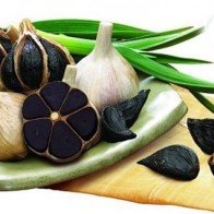 Tác dụng tuyệt vời mà bạn chưa biết từ tỏi đen