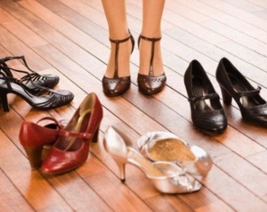 6 mẹo giúp đi giày cao gót thoải mái mà không sợ bị đau chân