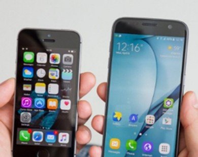Cố CEO Steve Jobs không tin có người thích dùng smartphone cỡ lớn