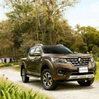 Renault Alaskan mới: Gã cao bồi thách đấu Toyota Hilux